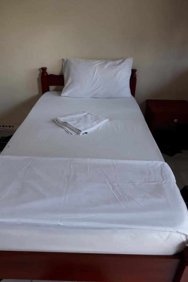 Wikungo Hotel Puerto Nariño エクステリア 写真