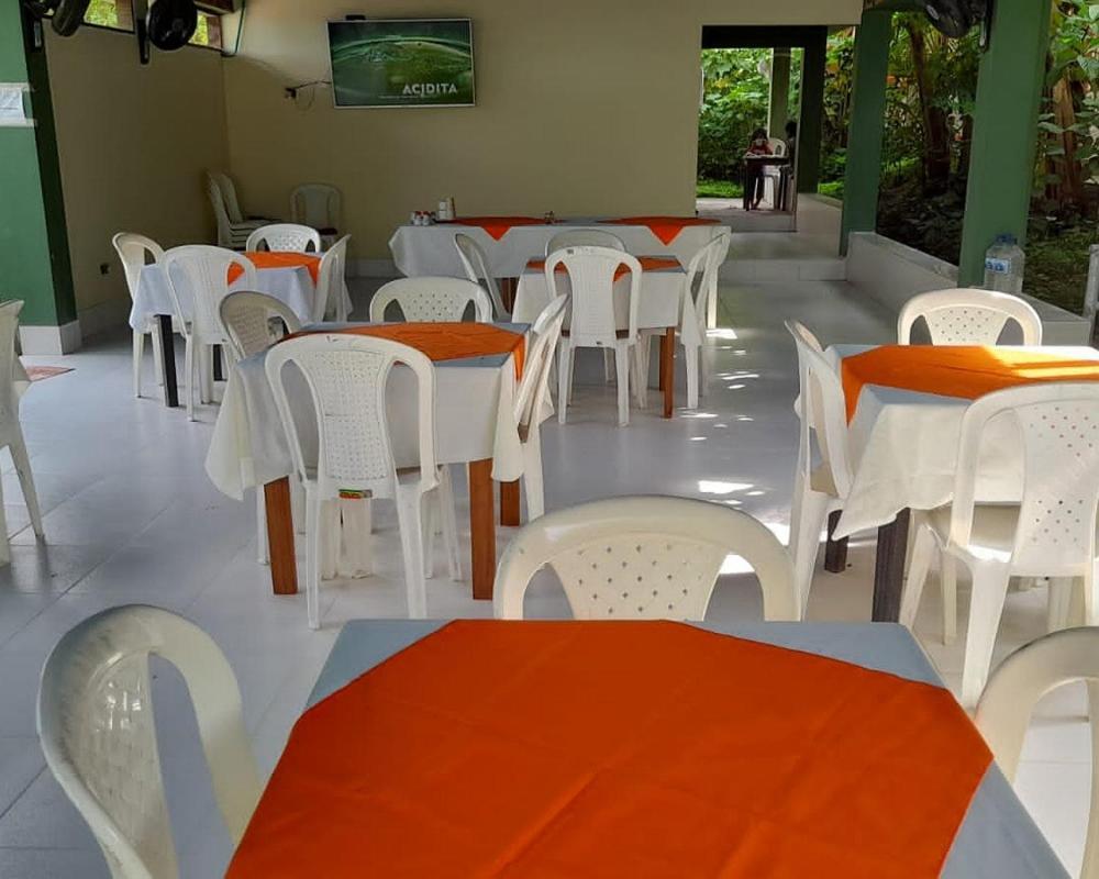 Wikungo Hotel Puerto Nariño エクステリア 写真