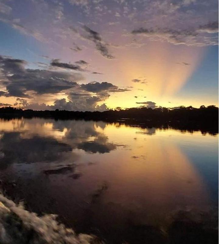 Wikungo Hotel Puerto Nariño エクステリア 写真